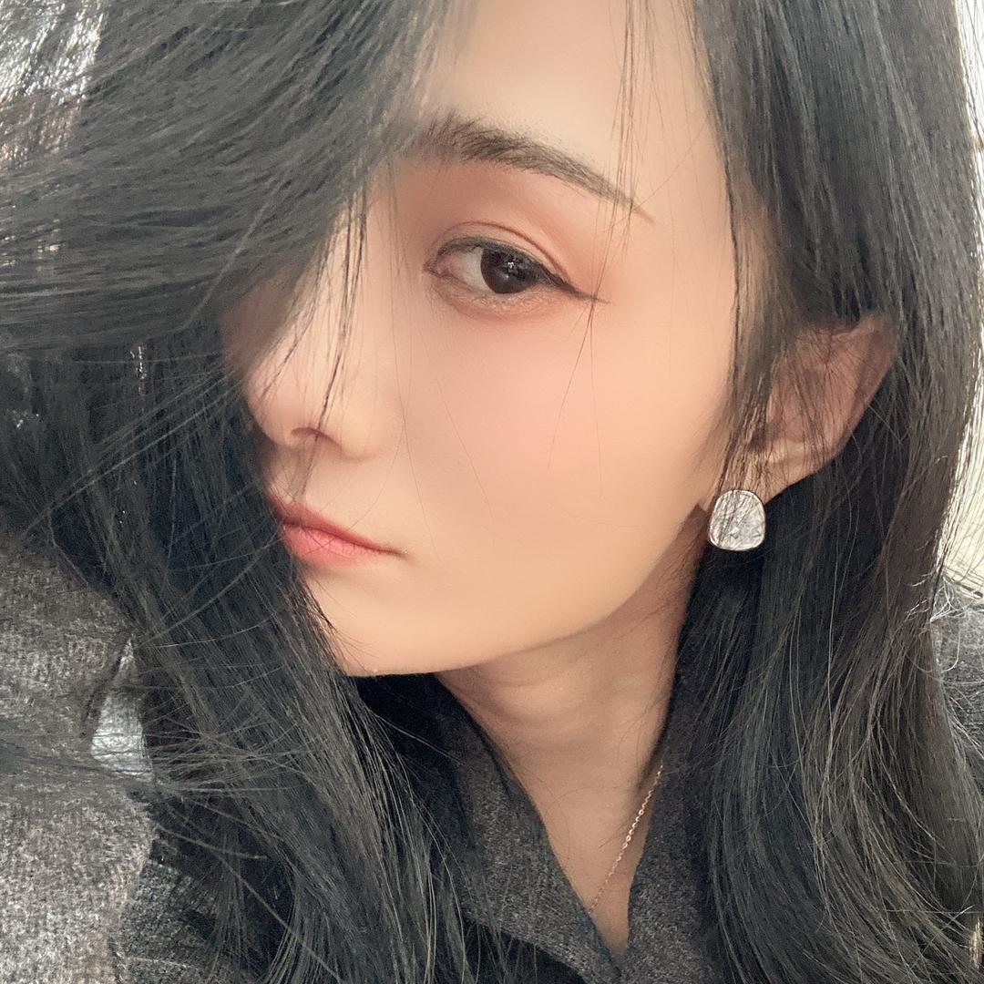 Y•家