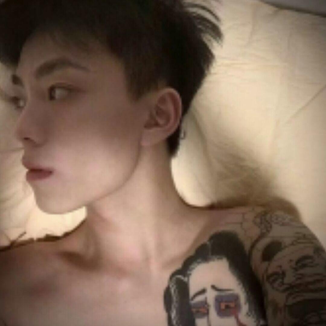 睡醒话不多