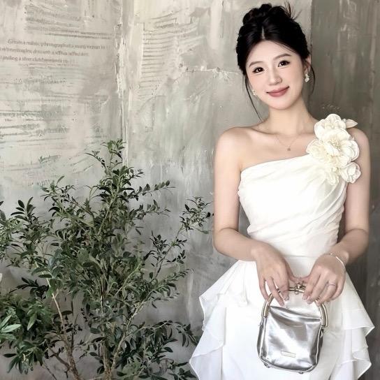 AAA建材批发李哥