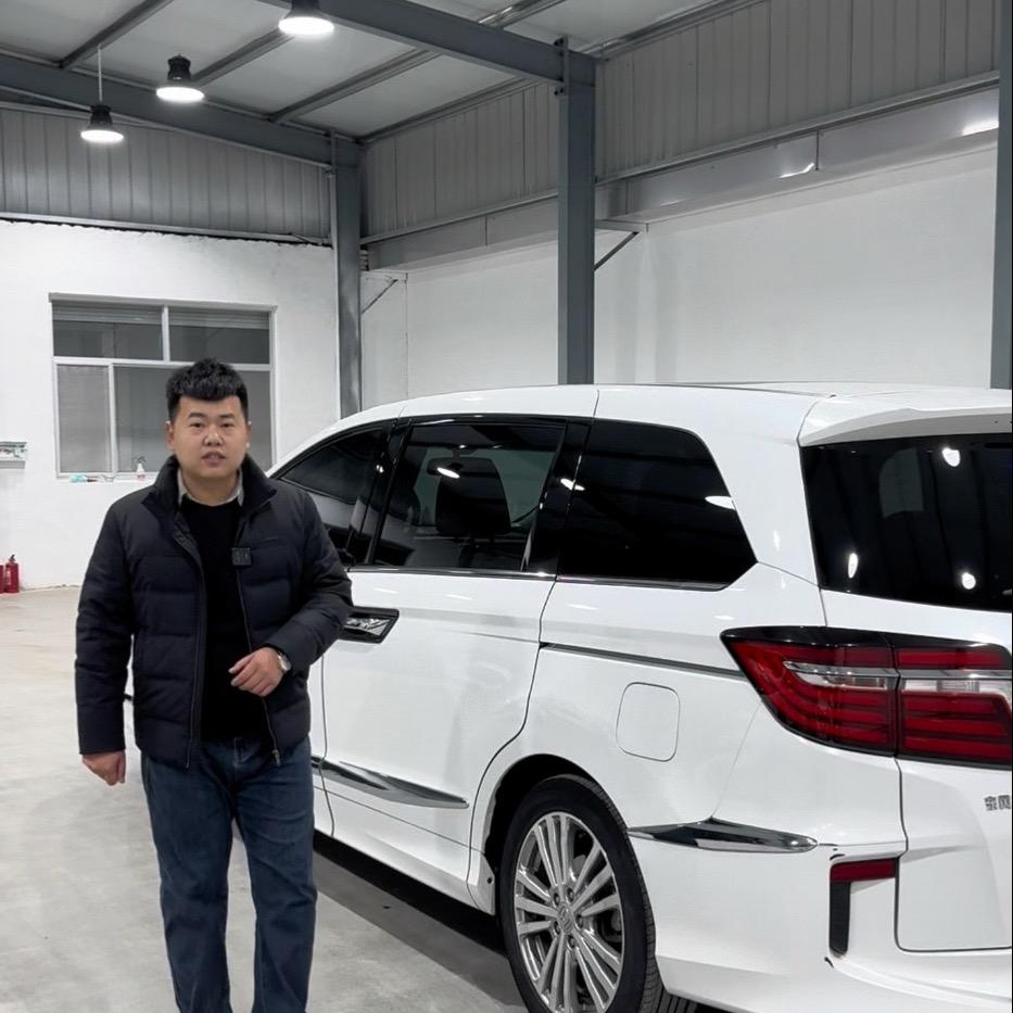 沧州众帮润泽商务车