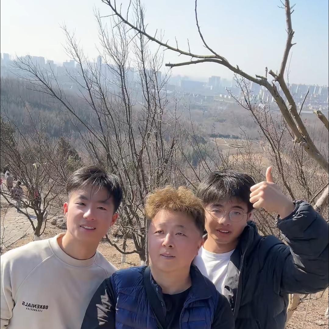 陈晨辰