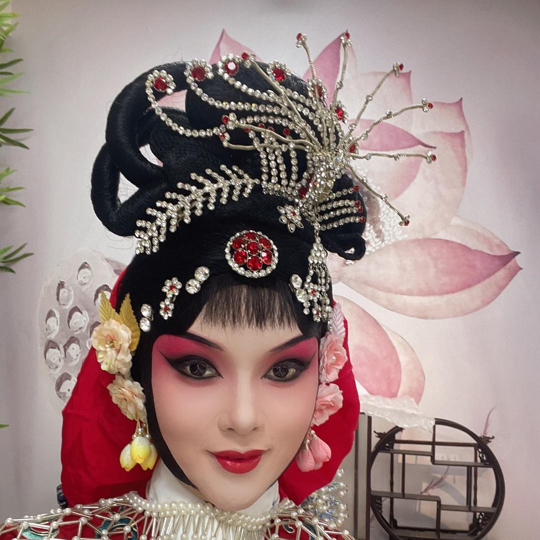 楚剧人—尹莉