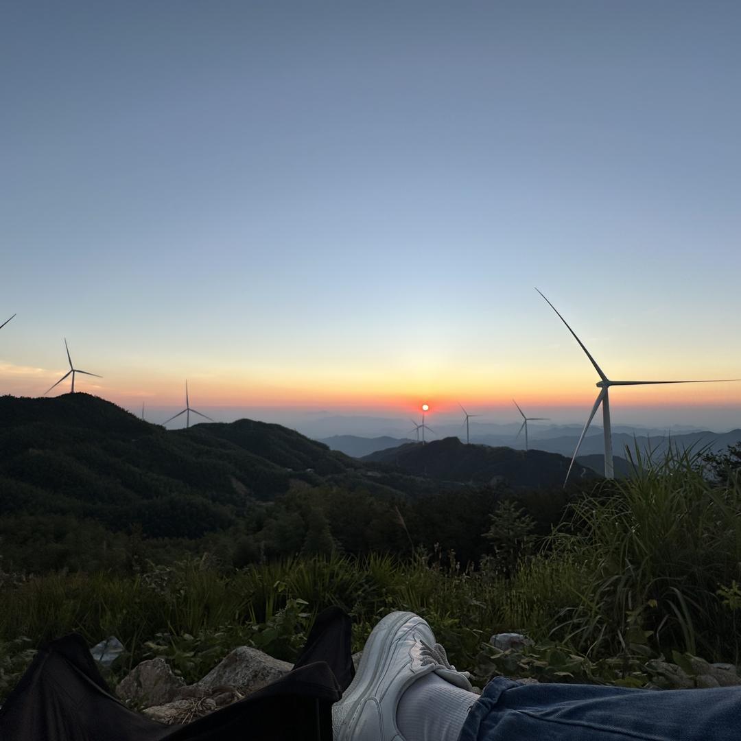 小易精品轮胎店