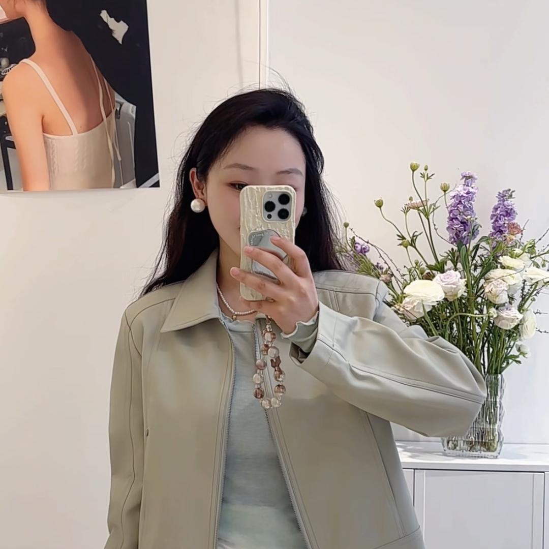 郭小姐服装店