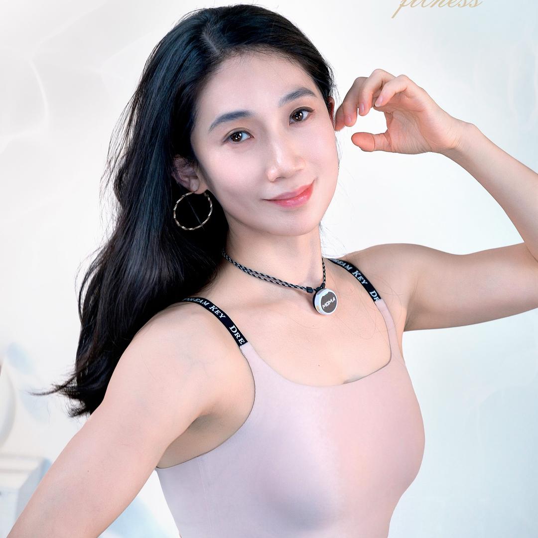 EnaSun伊娜（早7点直播）@抖音