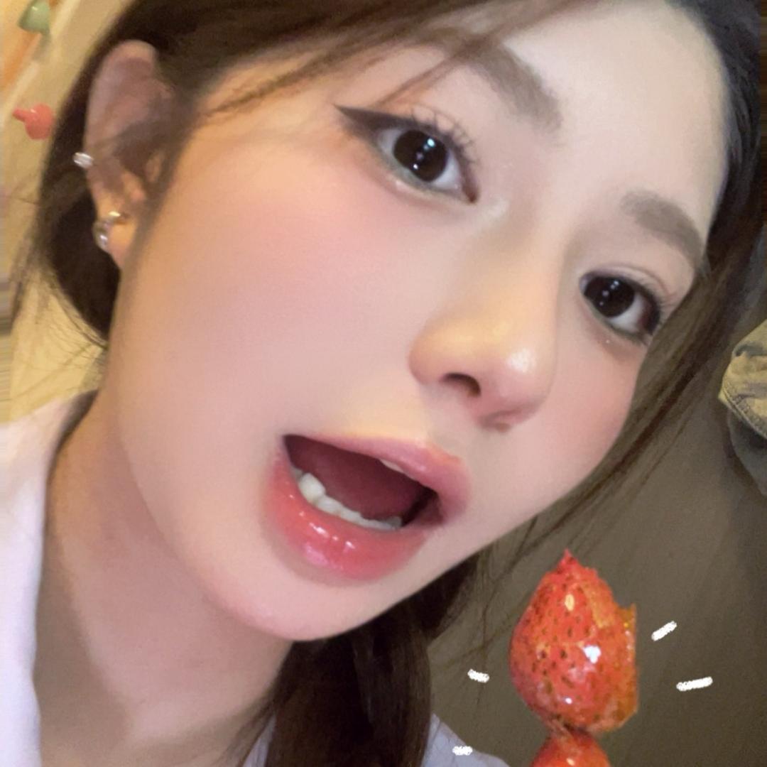 小d被你发现啦