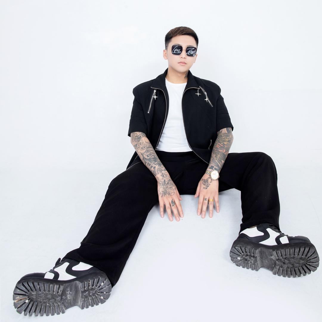 三眼琪琪(梁永琪)