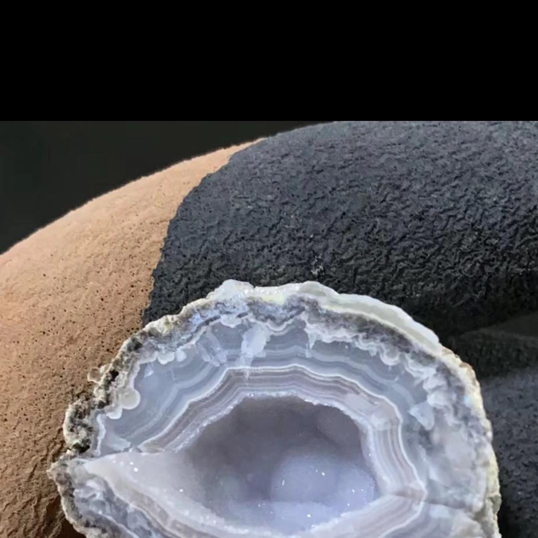 艺品晶洞