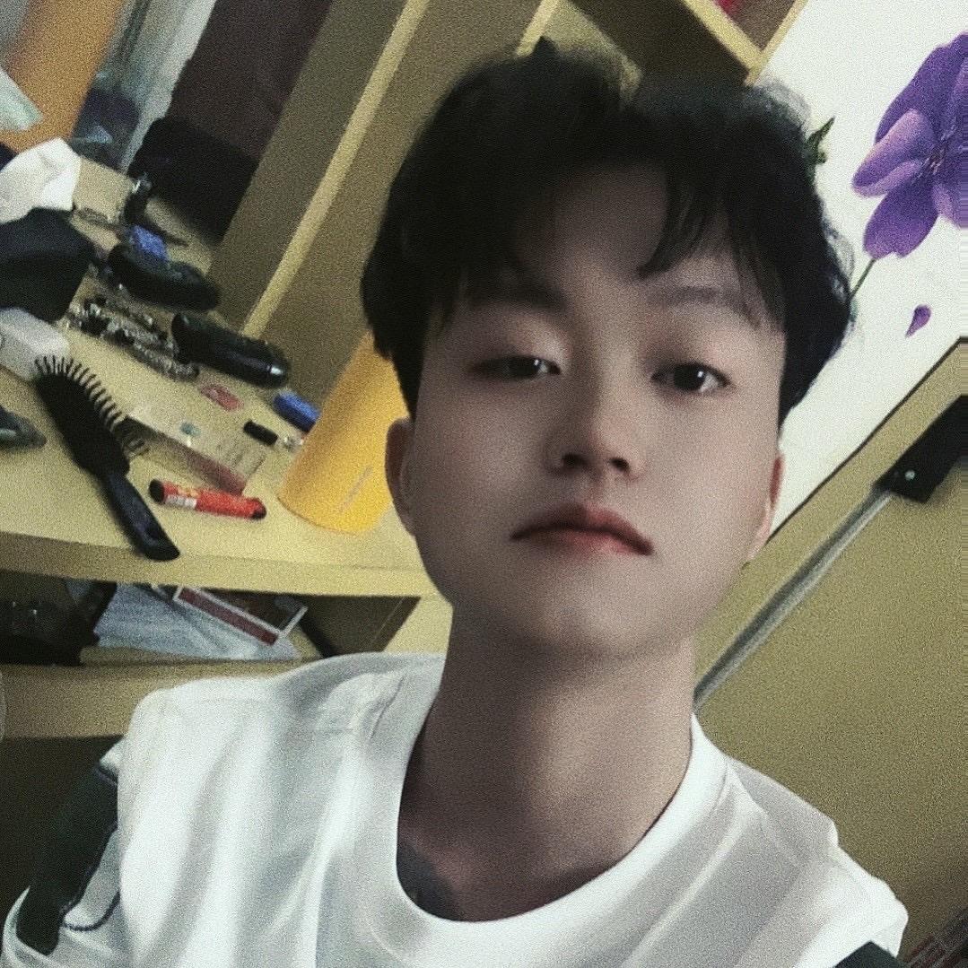 白 分 白