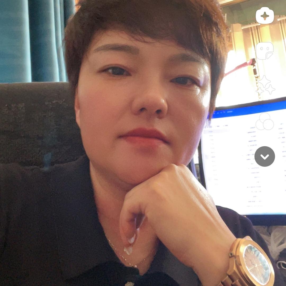 汪集李群家具城