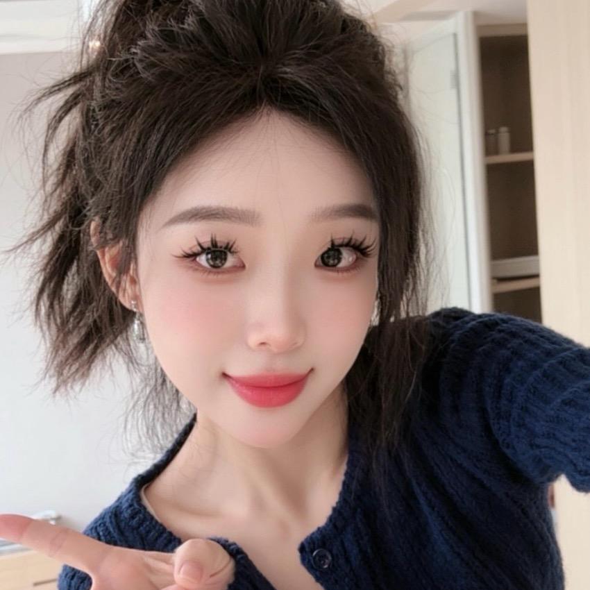 彩不累 (努力搓甲中）