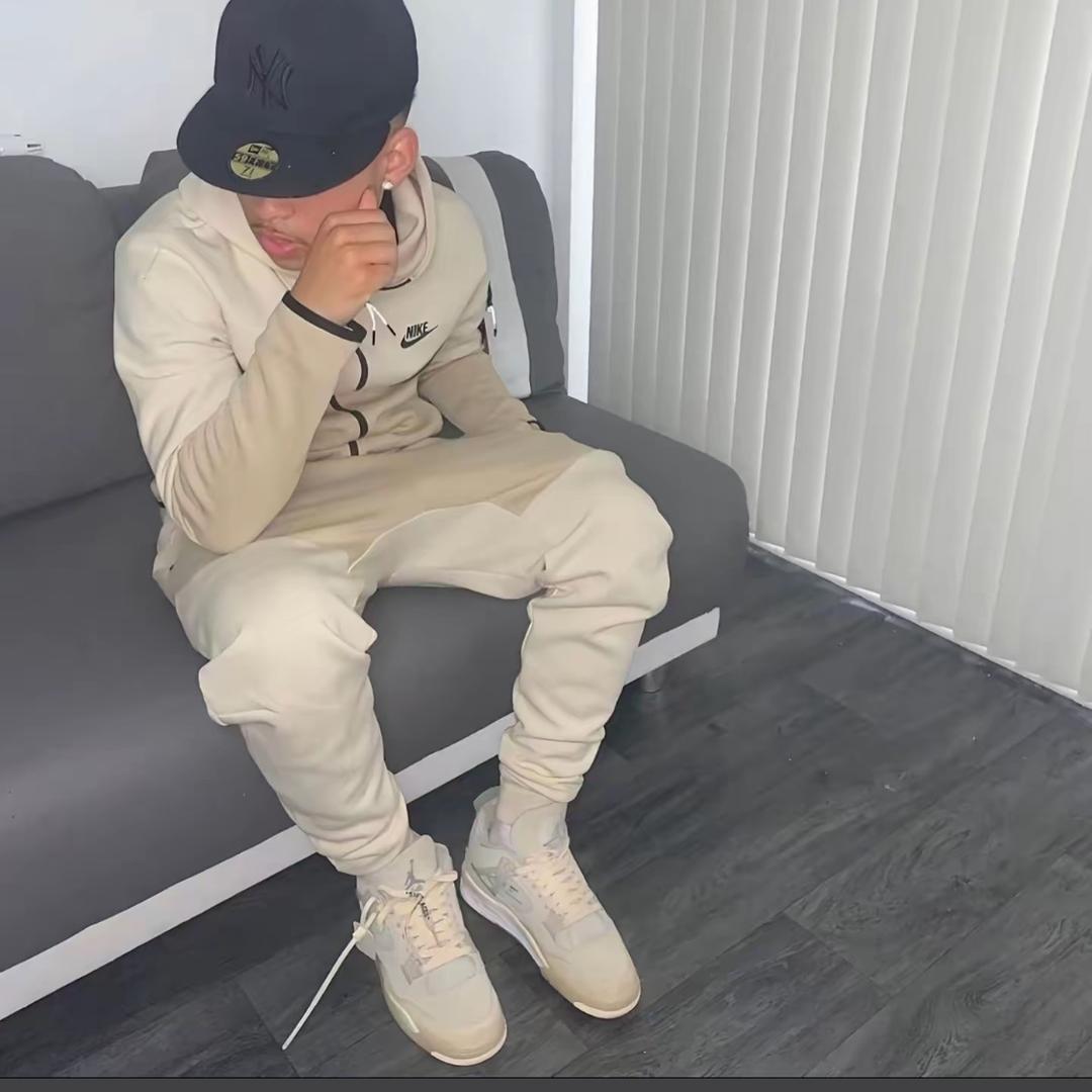 如果泪水比爱多