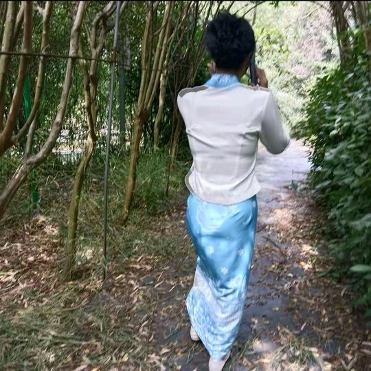 边城妞妞