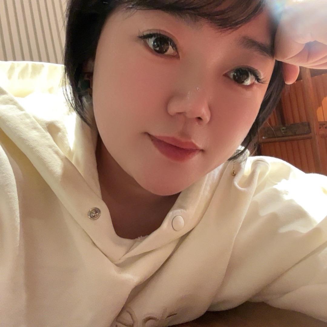 孟女士