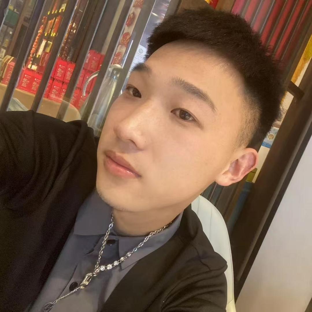 离你很近