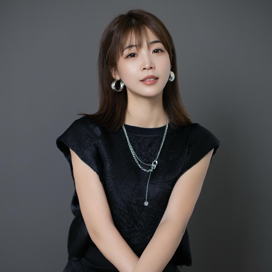 大喜婚纱&喜妆-苗苗