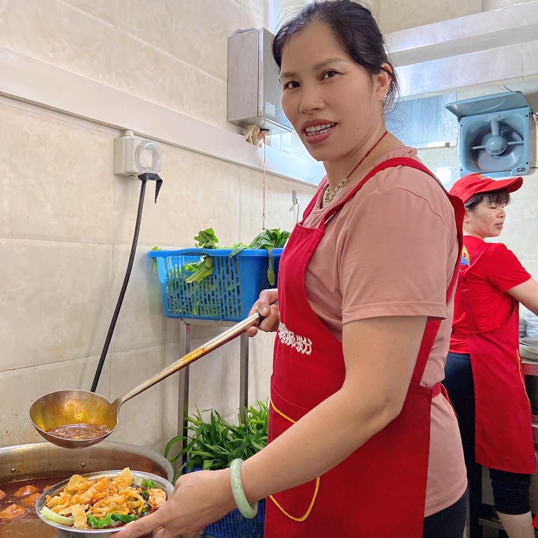 柳州市鱼峰区小柒螺蛳粉店