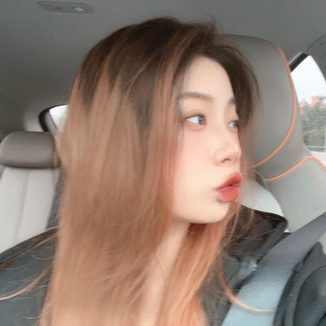 娜娜不吃香菜🎀