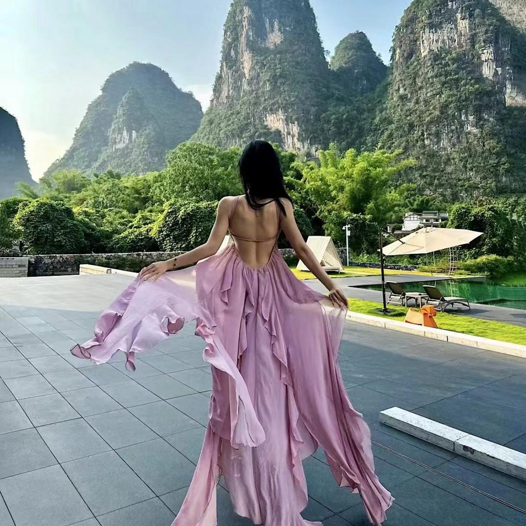 言夏波商贸行