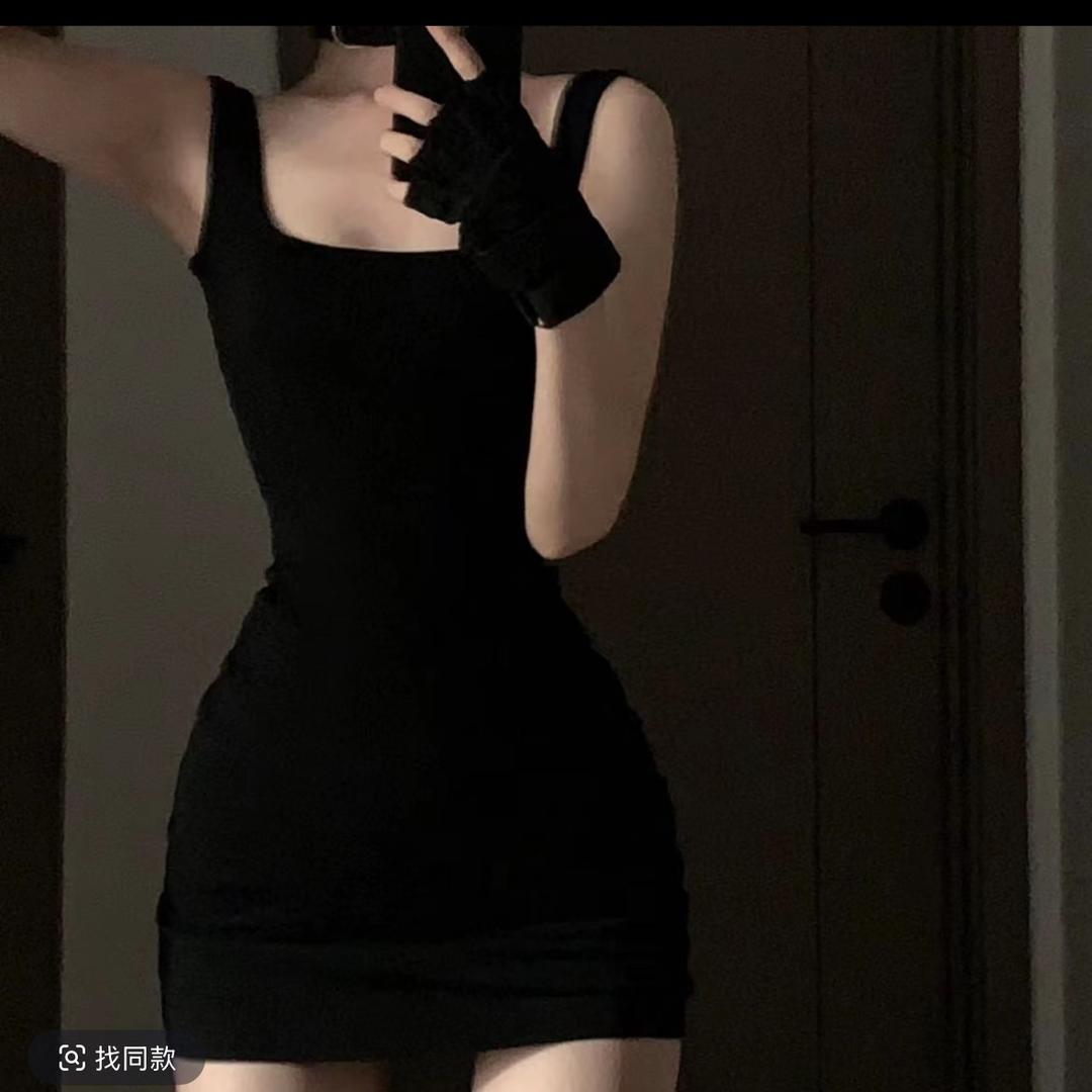 深圳南油轻奢女装