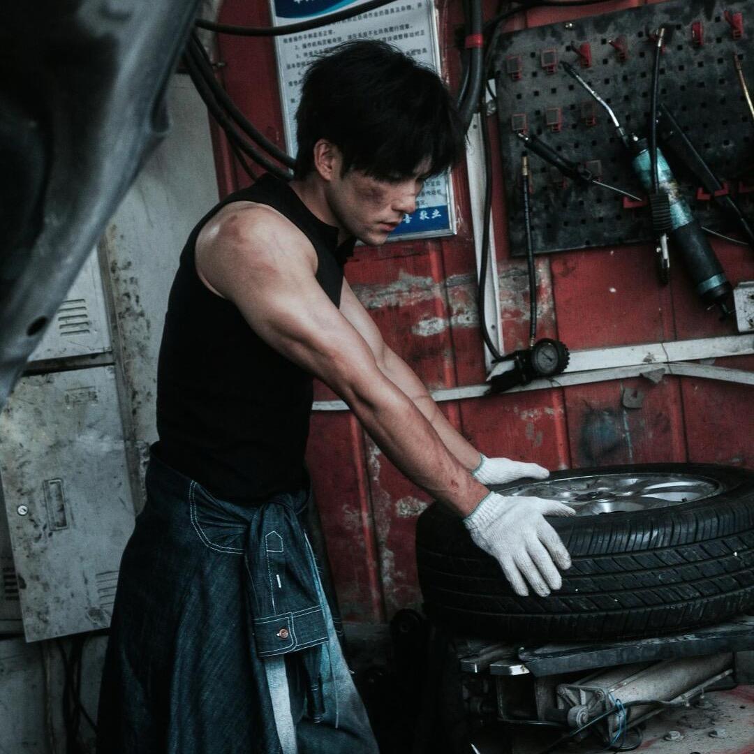 小拇指汽车保养维修(小小乐）