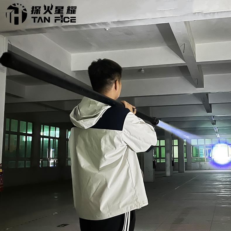 探火星耀强光手电筒