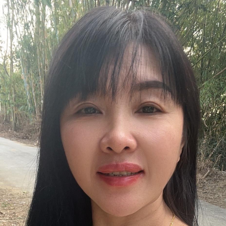 带剌滴玫瑰，(杨杨)