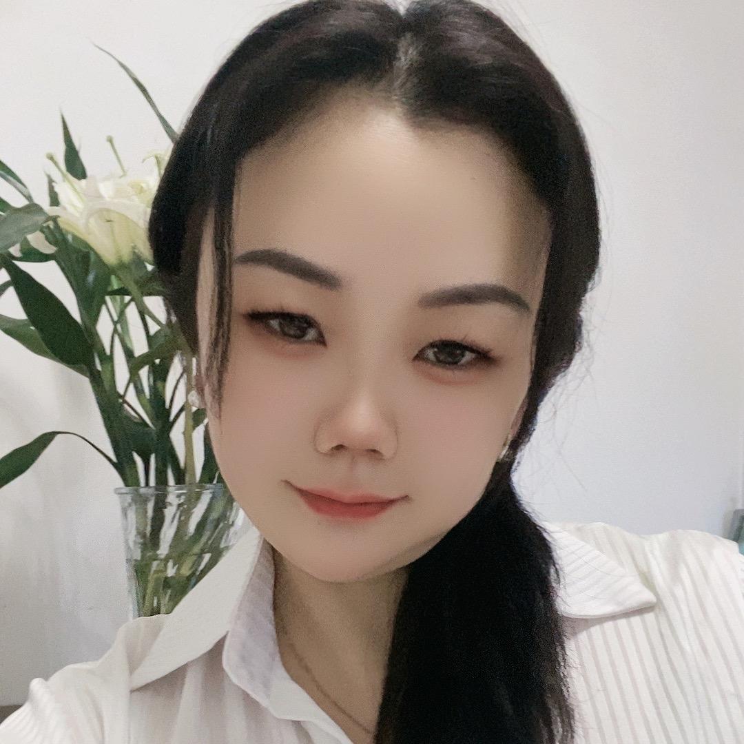 白栀🎀