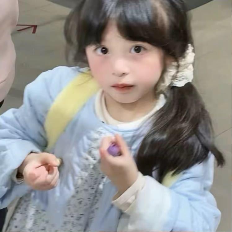 八十岁含泪做少萝