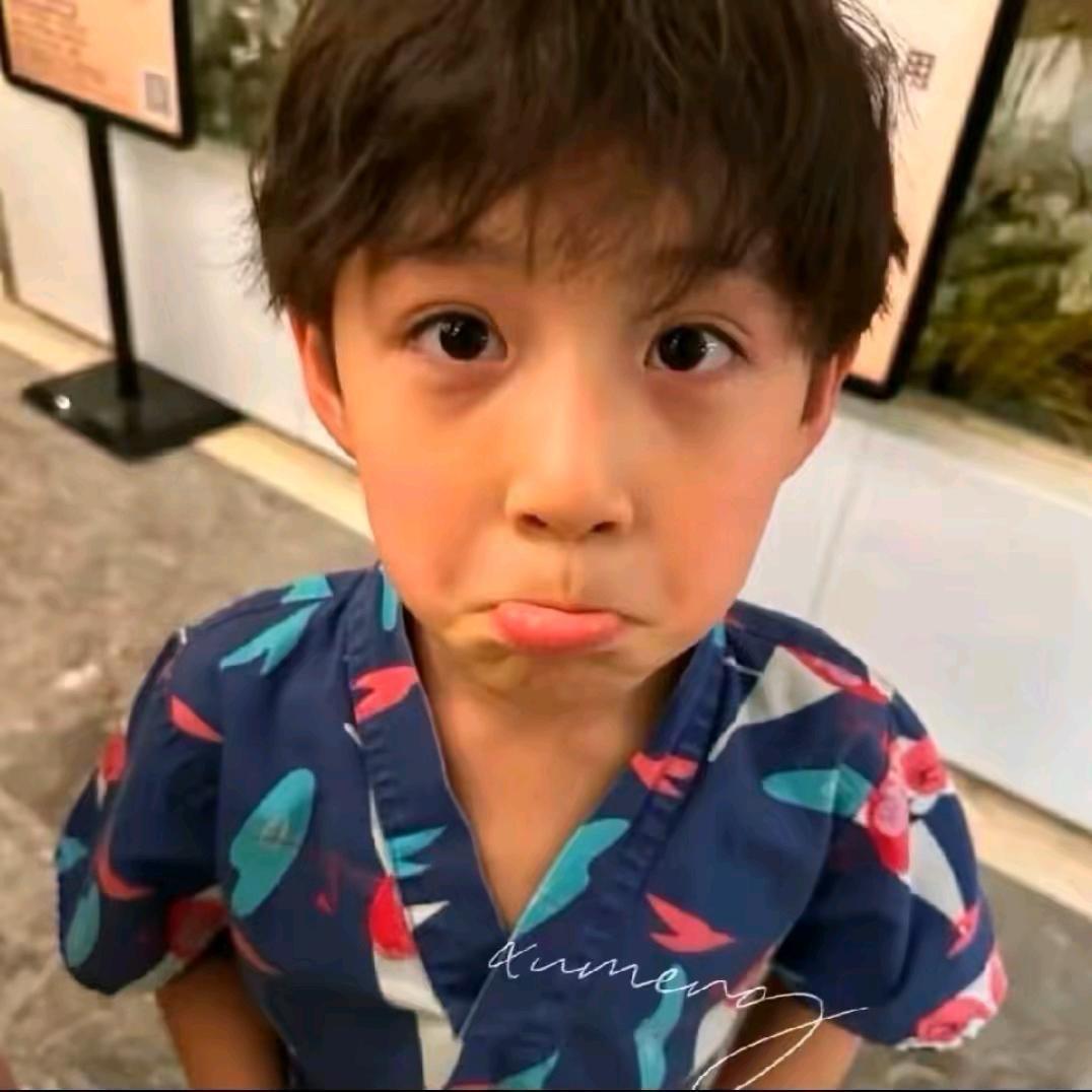 小胡-