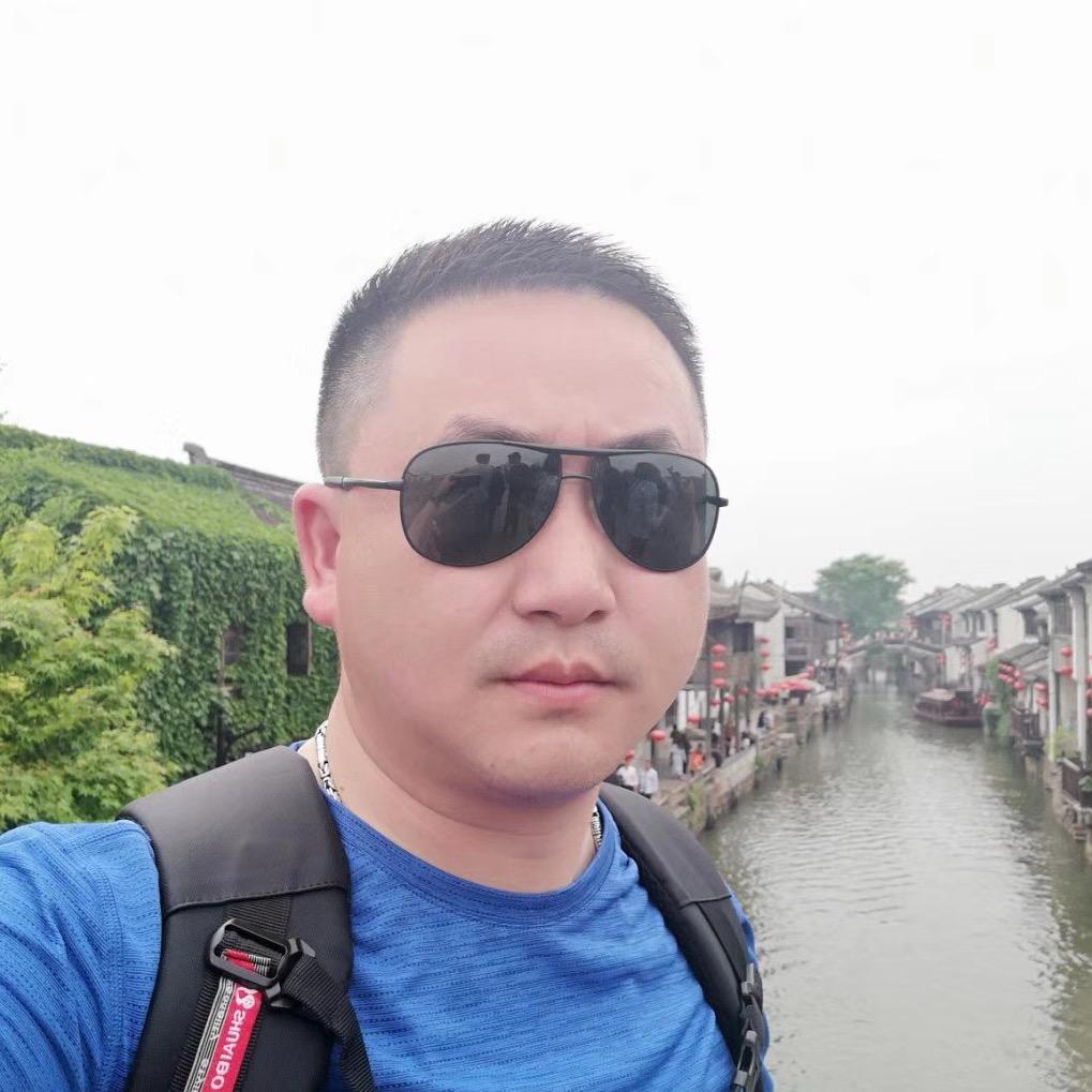 在南京开公寓式酒店军哥