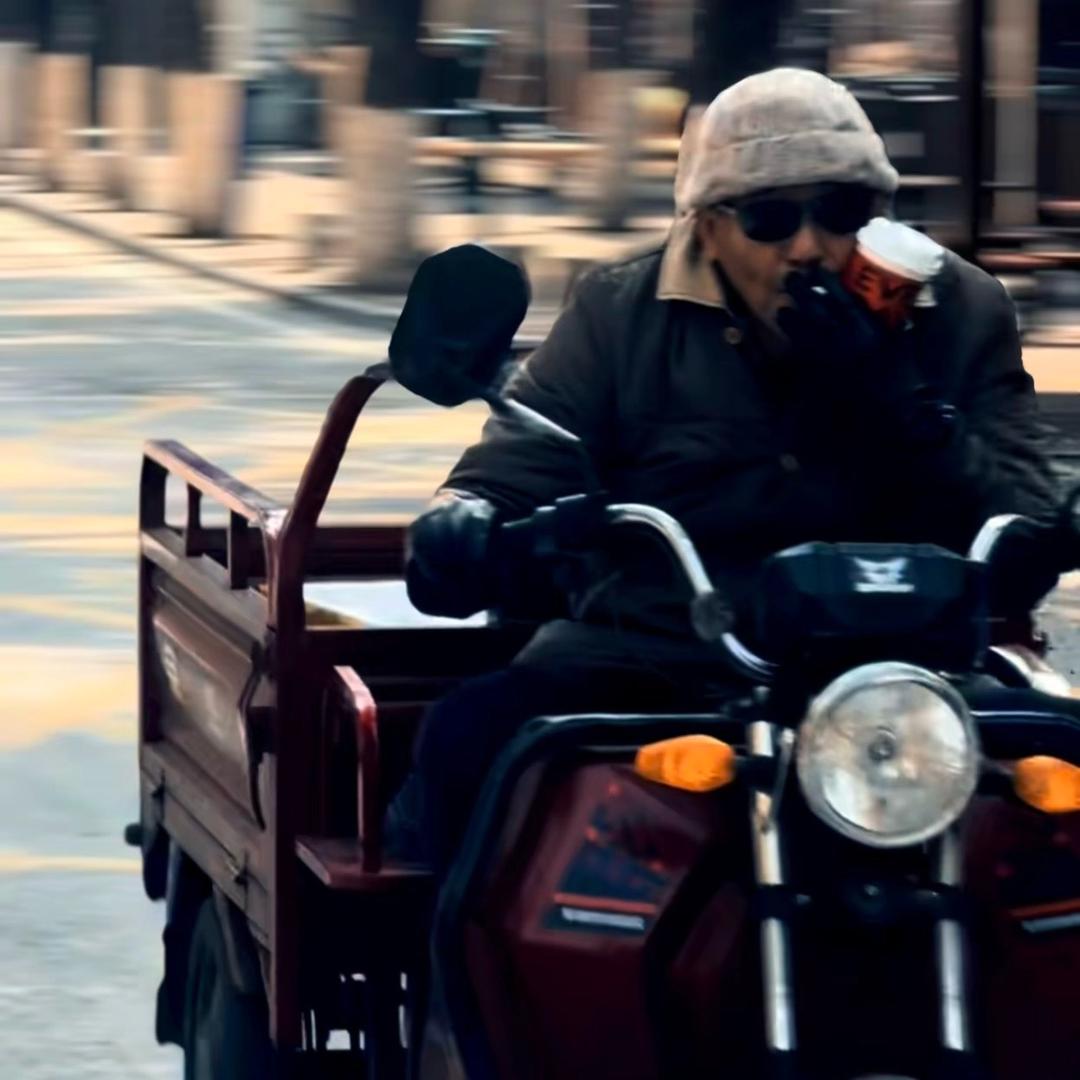 一拳给你打到西伯利亚去挖土豆