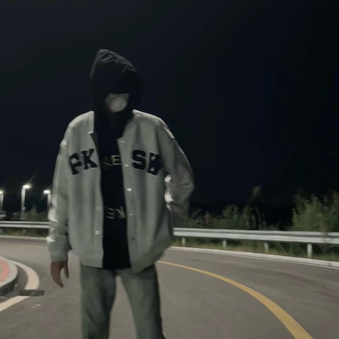 ￴￴￴ ￴￴   ￴ ￴ ￴￴￴