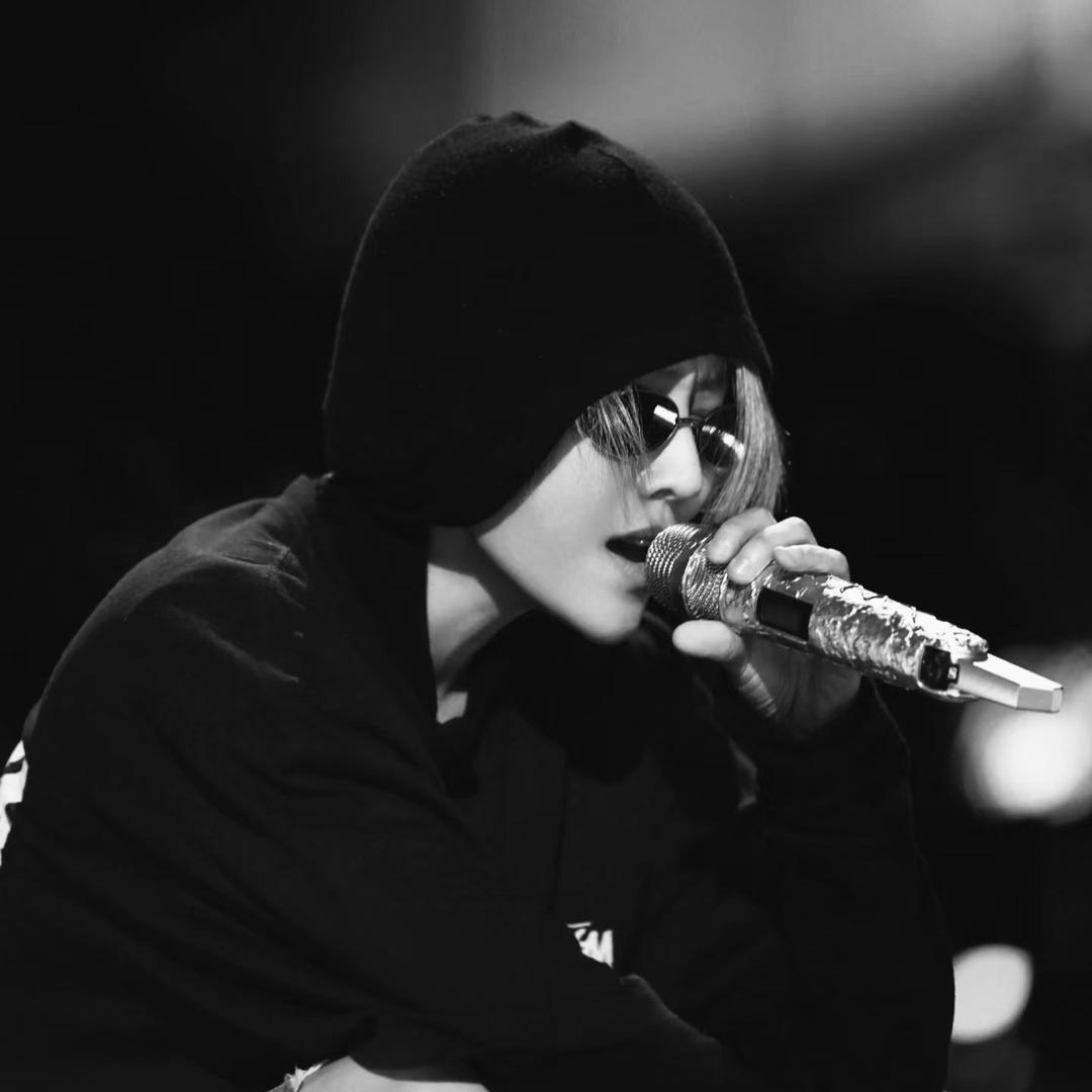 長島凍茶（被刘雨昕迷成智障版）