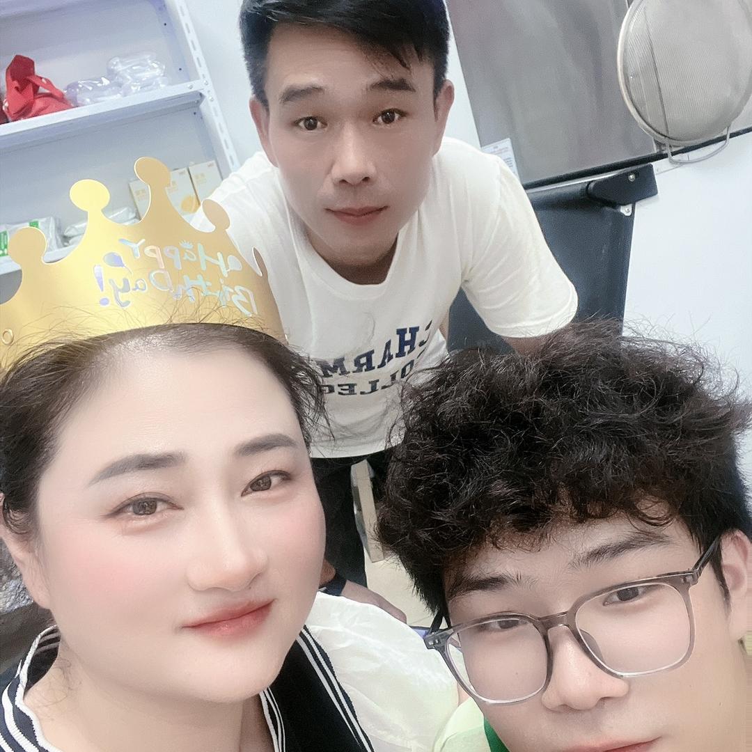 小懒妖滨河花园店