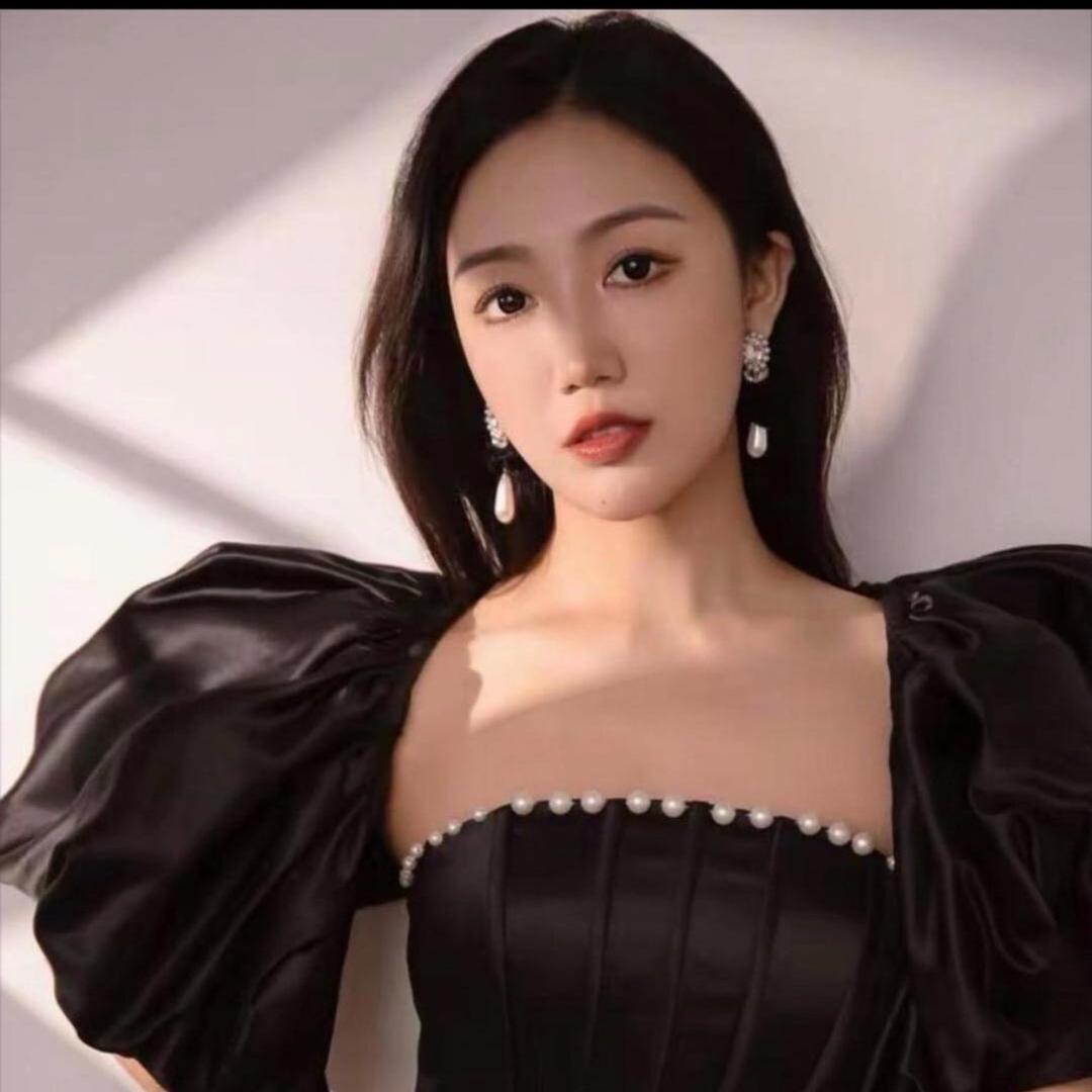 杨雯梓户外大巴车巡演活动现场❤️大壮