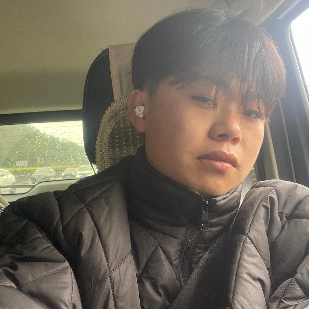 深圳两广二手车～