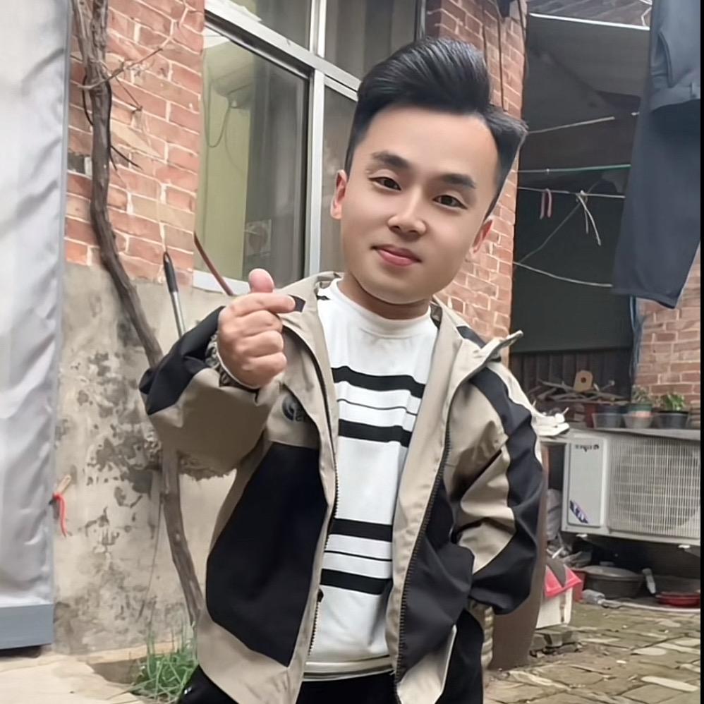 祁迹⁷⁷⁷（祁小宝）
