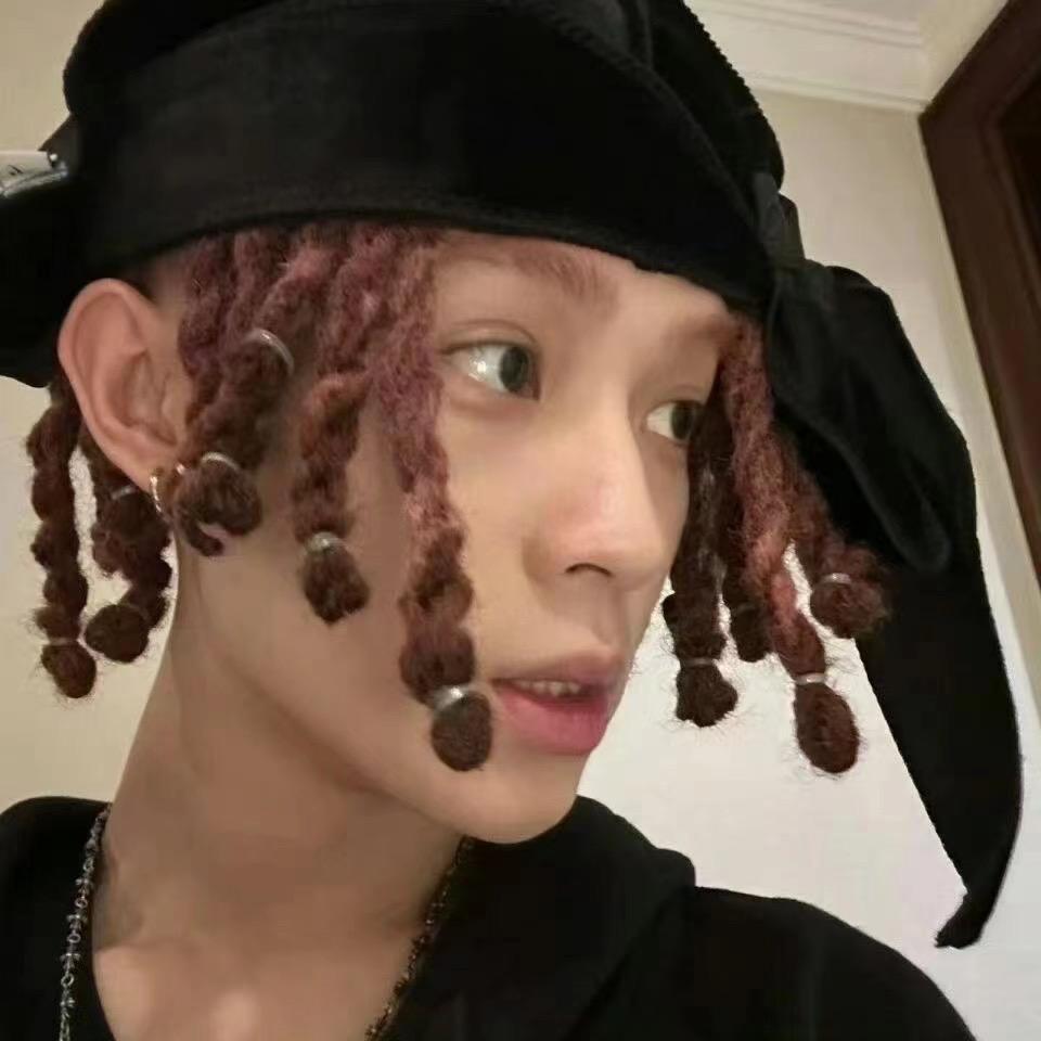 路明非.