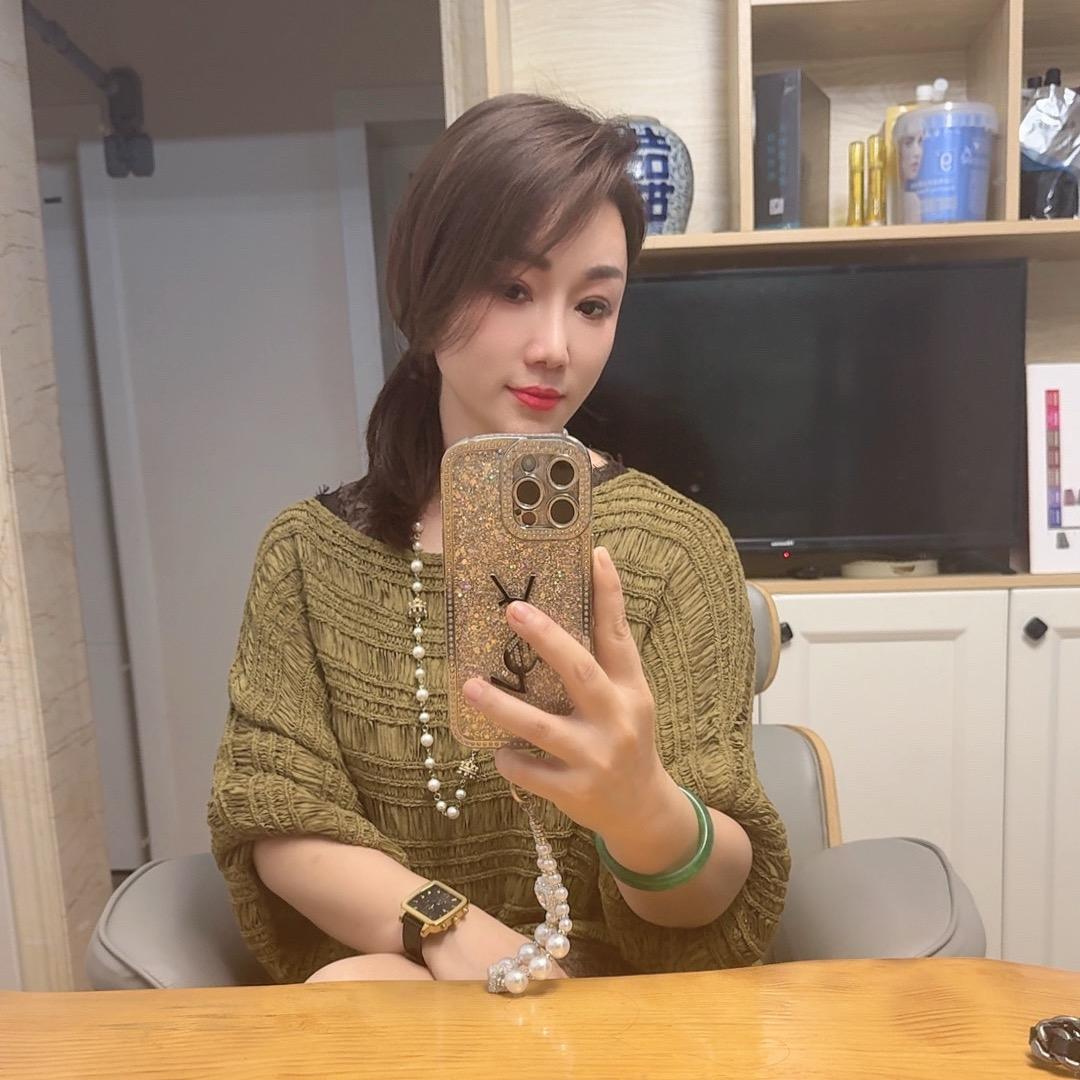 田静💋
