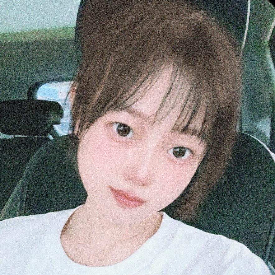 小兔子一枚🐰