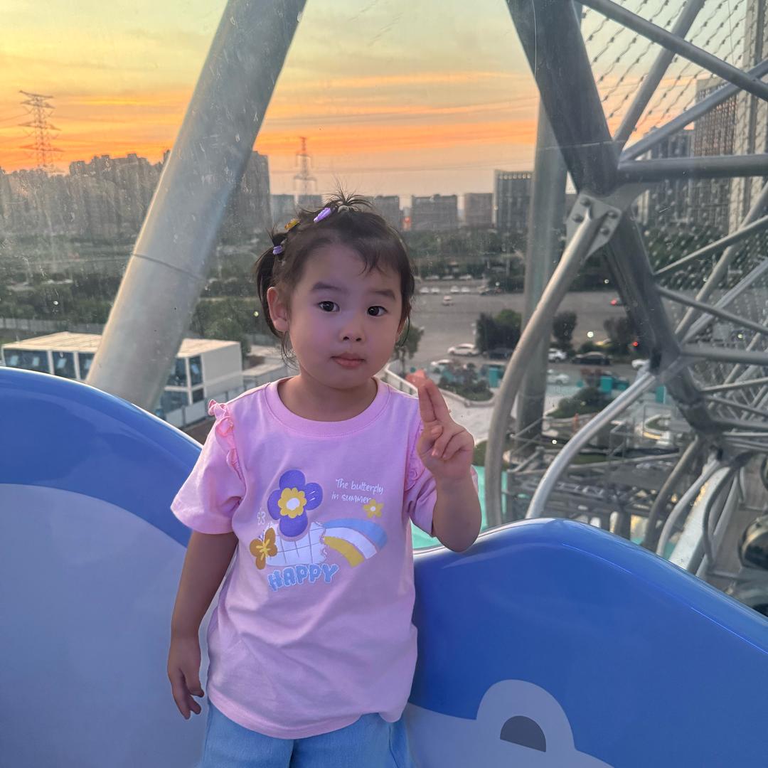 明媚青春里的小忧伤💋