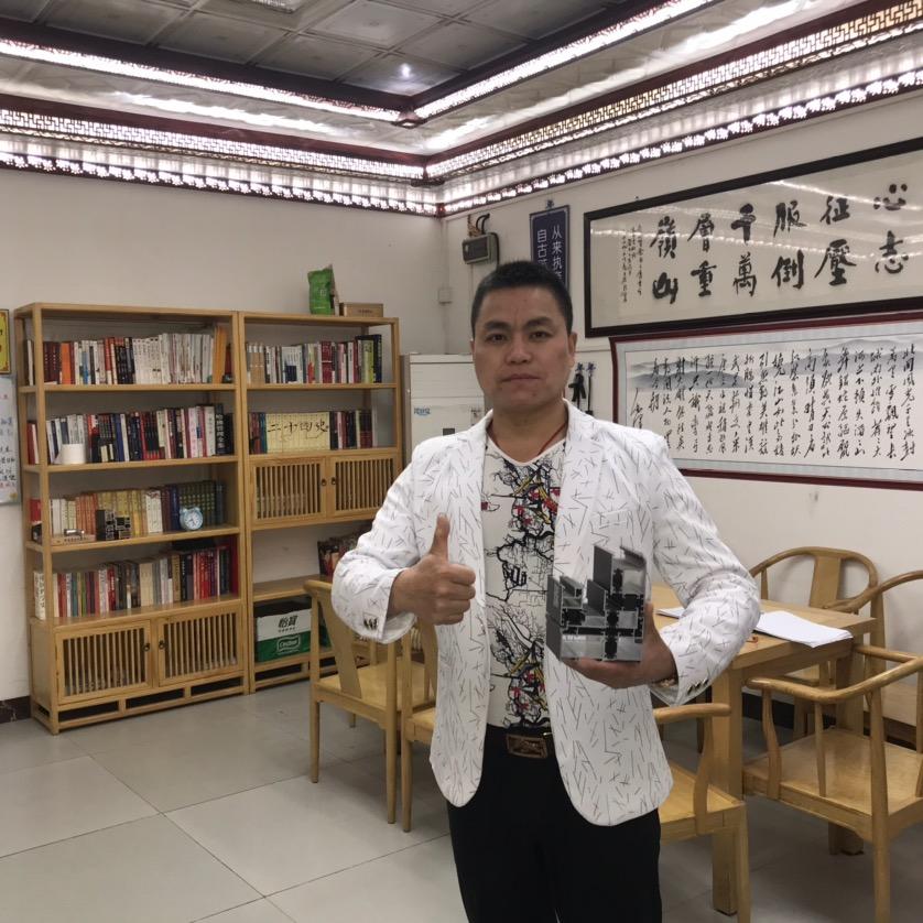 杜成疯说门窗