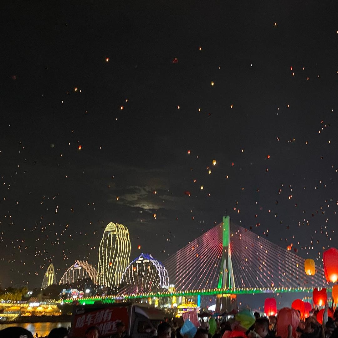 七街时代数码家电 -买家电找老朱