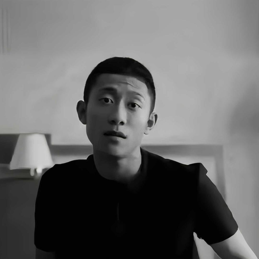 色字头上一把刀