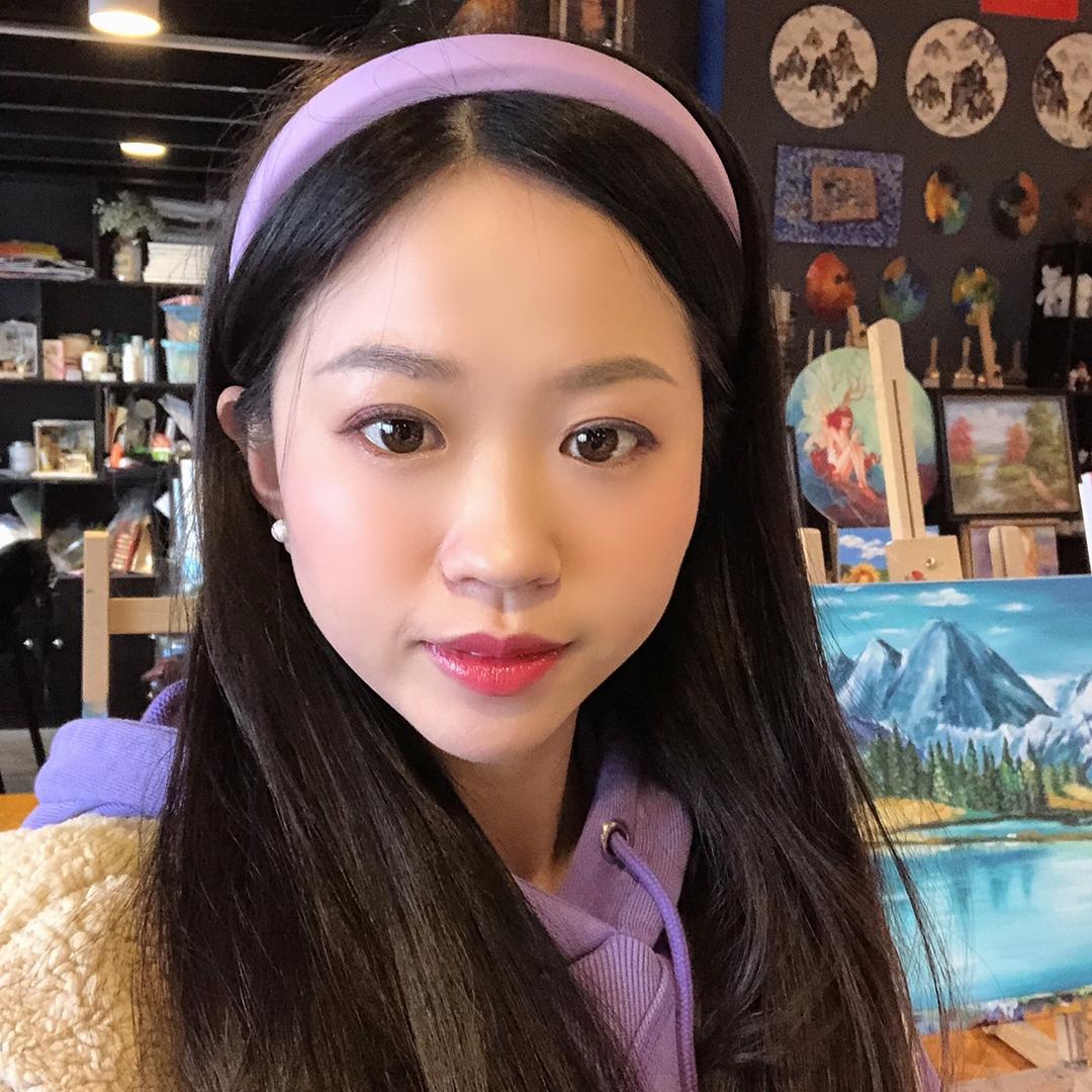 烟台万象汇美启画馆红红