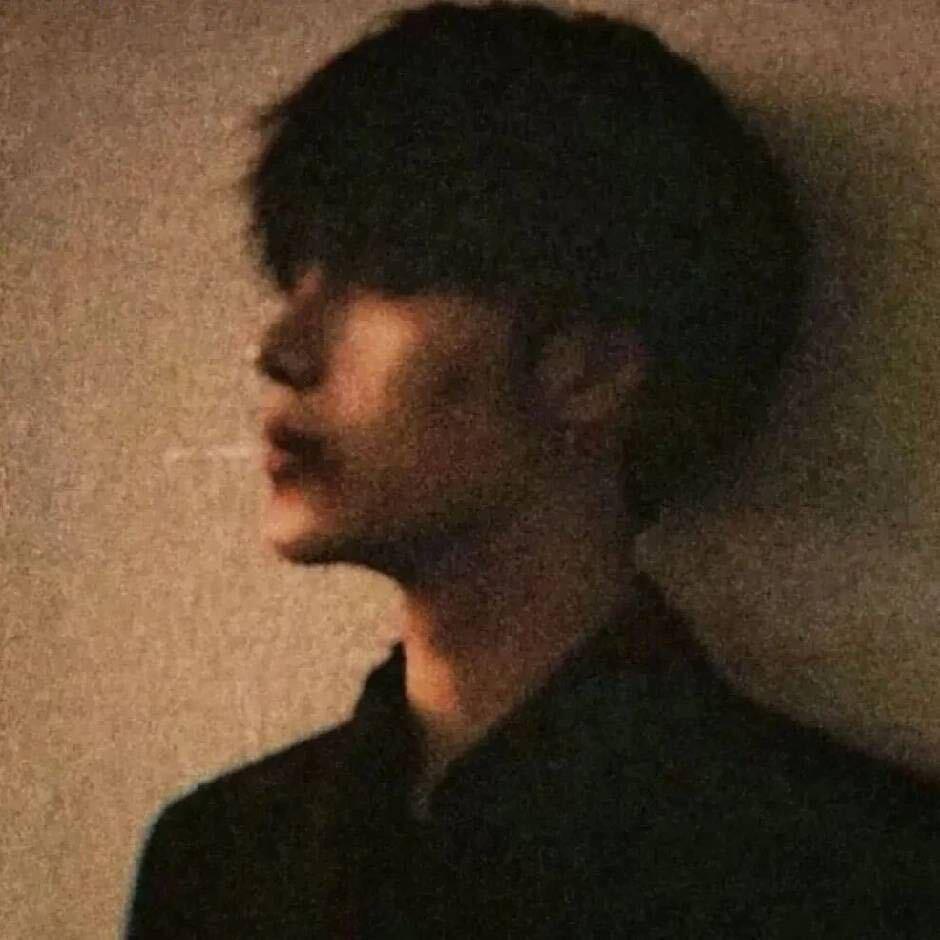 A蓝（9921电竞）