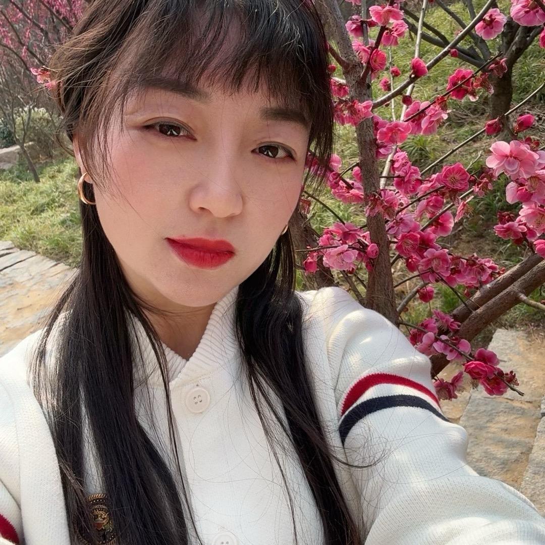 卖纯高梁酒的姐姐