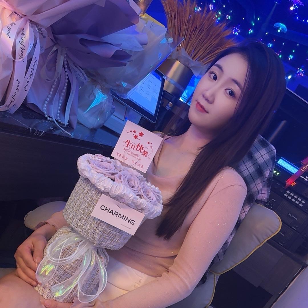 酒别重逢小酒馆-
