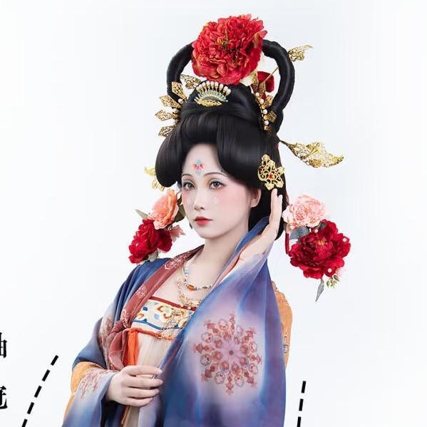伊乐簪花汉服体验馆官方号